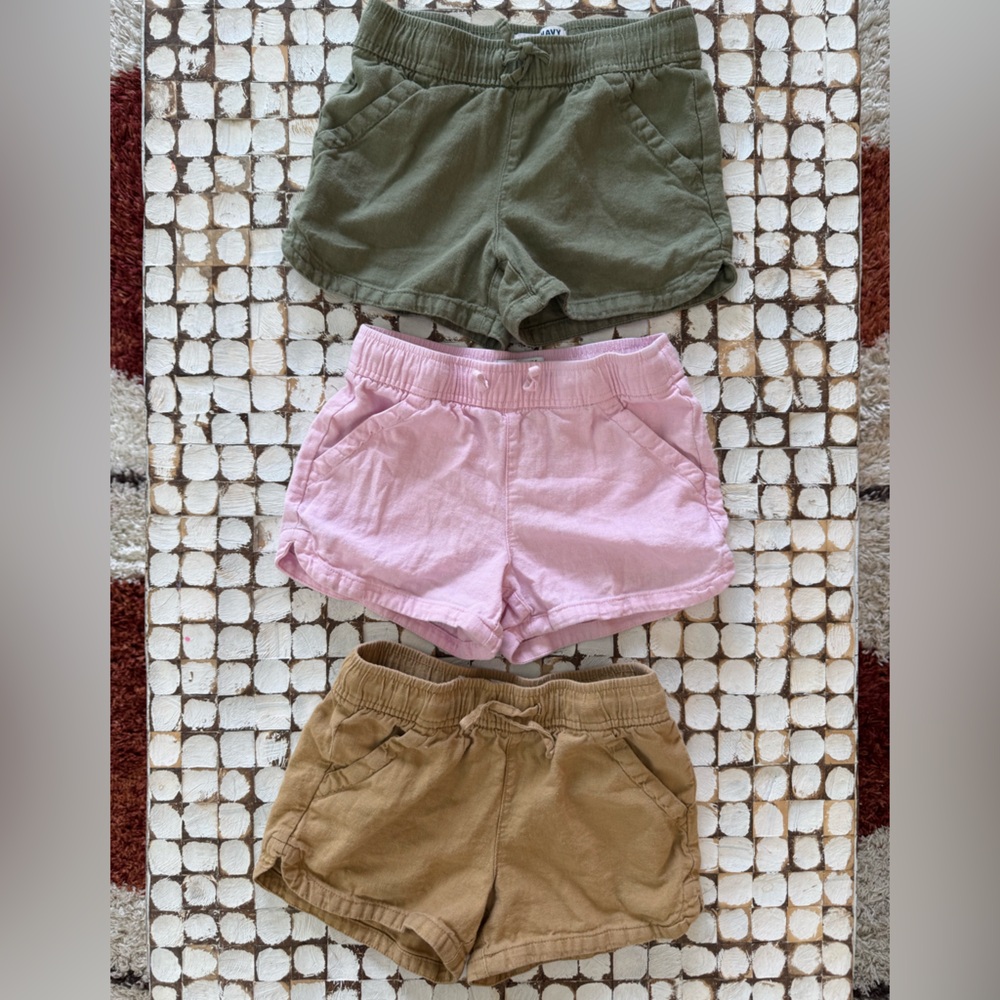 Old Navy Casual Shorts Trio in Green, Pink, and Tan